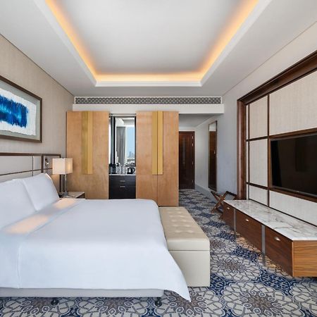 迪拜瑞享大广场酒店 外观 照片 A bedroom at the hotel