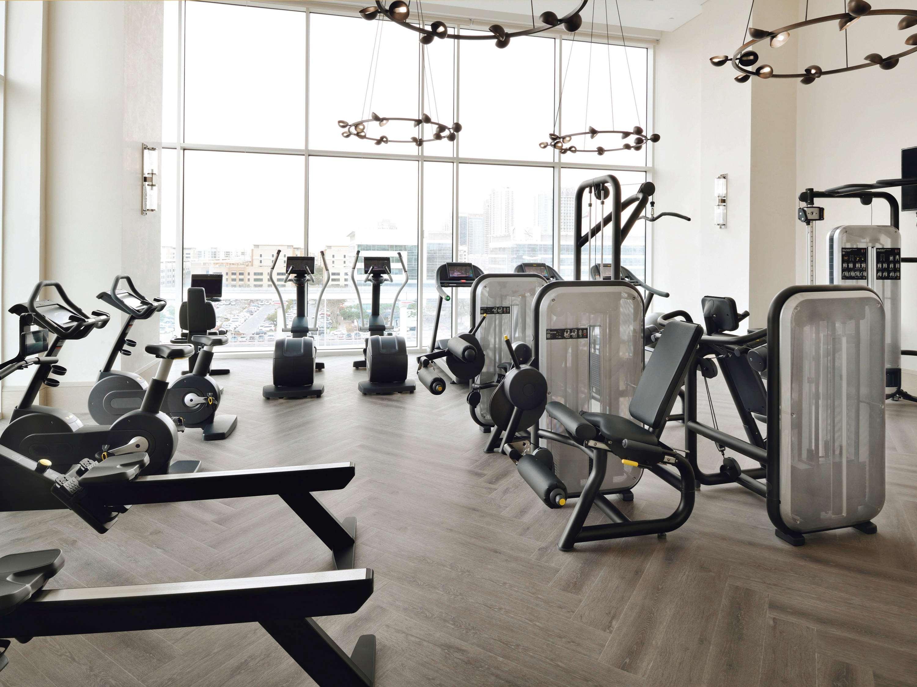 迪拜瑞享大广场酒店 外观 照片 The gym at The Standard East Village