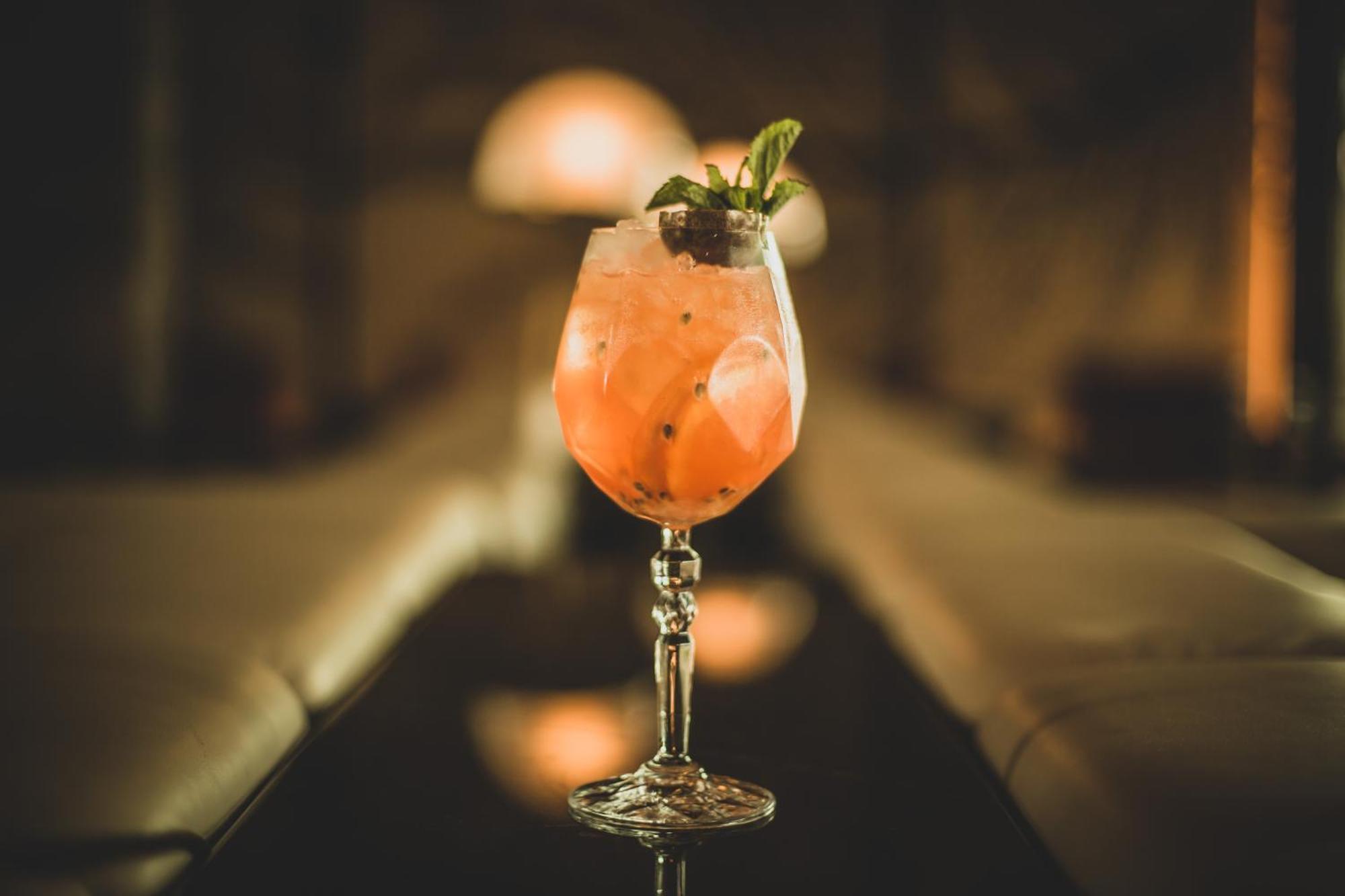 迪拜瑞享大广场酒店 外观 照片 A glass of bellini